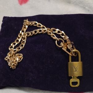 Louis Vuitton Gold-tone Padlock Pendant Chain Necklace